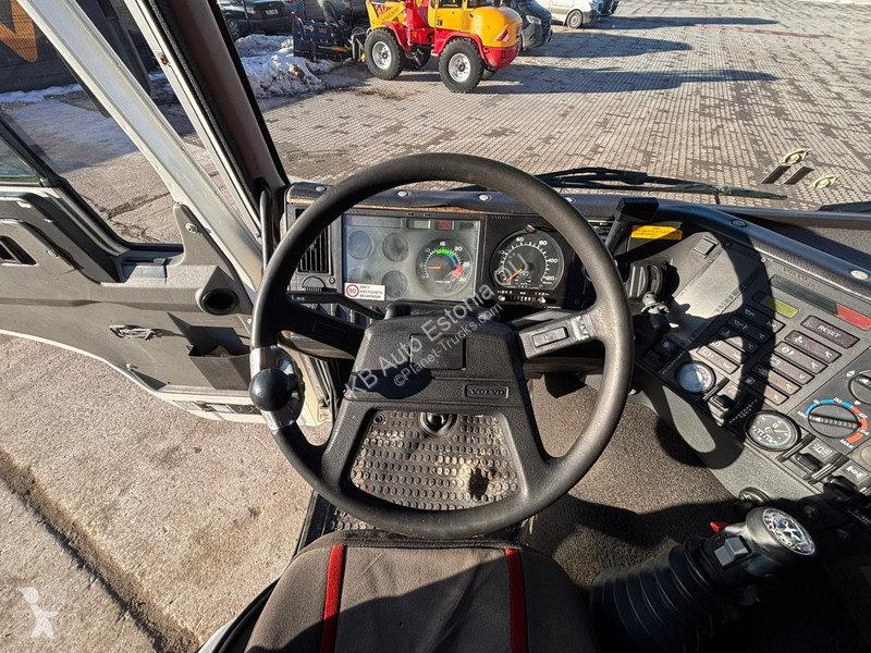 شاحنة Volvo 4x2 KORP & SON 9 m3 / FULL STEEL