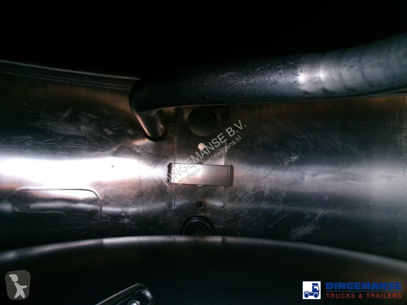 Lastbil Volvo 280 4x2 fuel tank 13.3 m3 / 4 comp