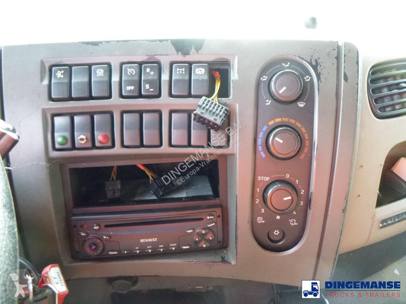 شاحنة Renault 320 dxi 6x2 chassis ADR