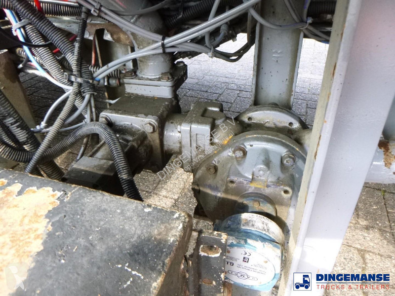 شاحنة Scania 230 DB 4x2 RHD fuel tank 12.4 m3 /...