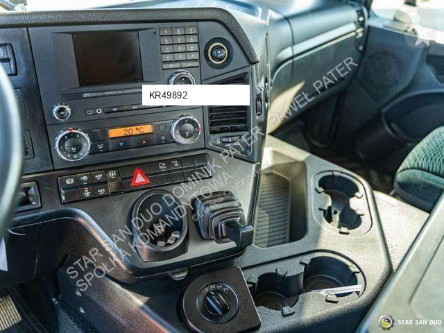 شاحنة Mercedes AROCS 3345 6x6 HMF 3220 Winch...