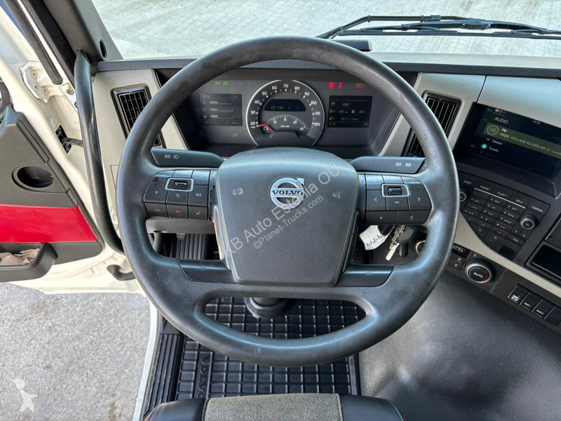 Camion Volvo 500 6x2 SUPRA 1150 Mt / BOX L=8218 mm