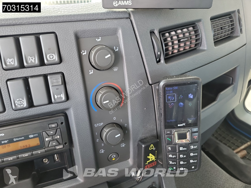 شاحنة Volvo 280 4X2 16tons chassis 4700mm...