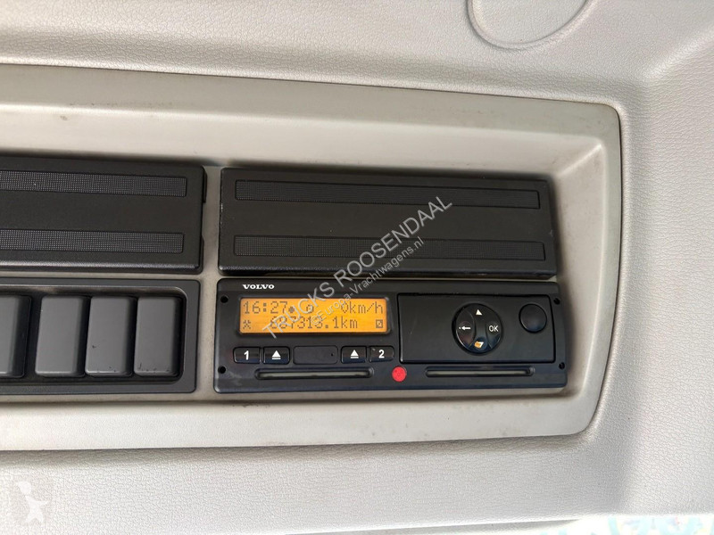 شاحنة Volvo FL 240 + THERMO KING + CHEREAU +...
