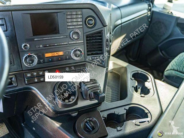 شاحنة Mercedes AROCS 3345 6x6 HMF 3220 Winch...