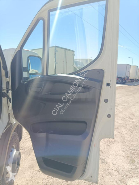 شاحنة Iveco  70C17