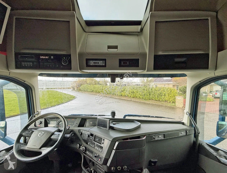 شاحنة Volvo 16650 XL 6X2 FULL AIR FULL OPTIONS...