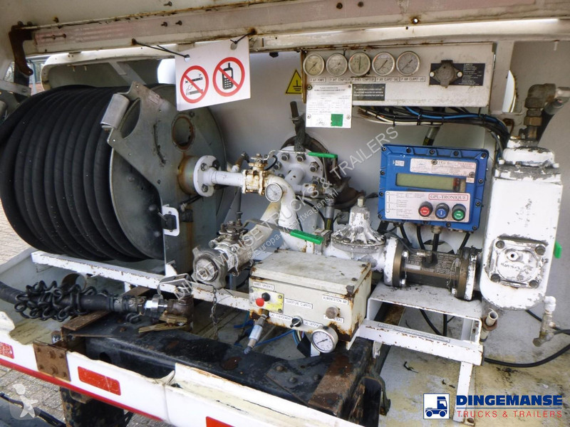 شاحنة Renault 280 dxi 4x2 gas tank 19 m3