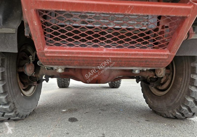 شاحنة Renault M 210