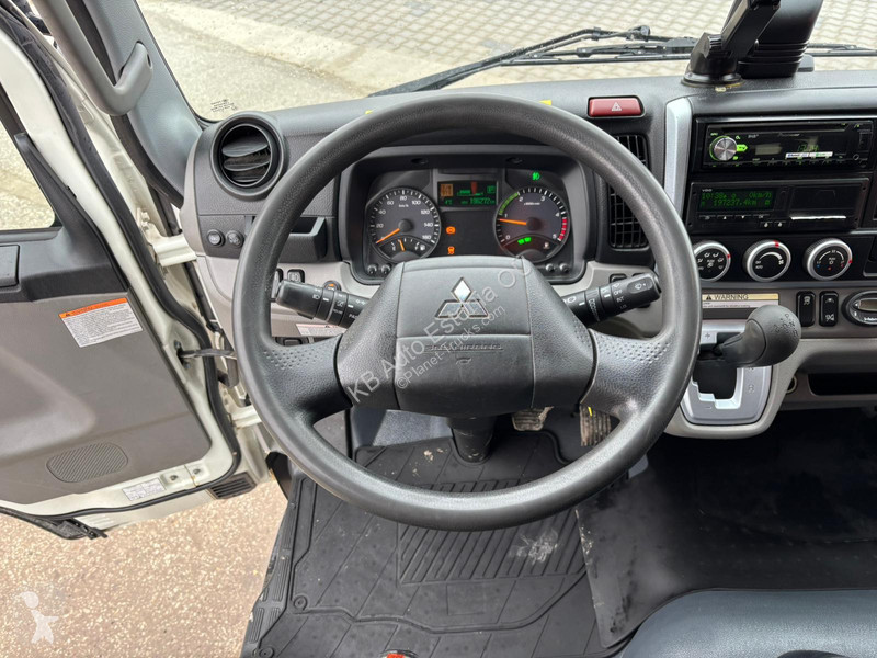 شاحنة Mitsubishi Fuso 4x2 THERMOKING V-500 Max...