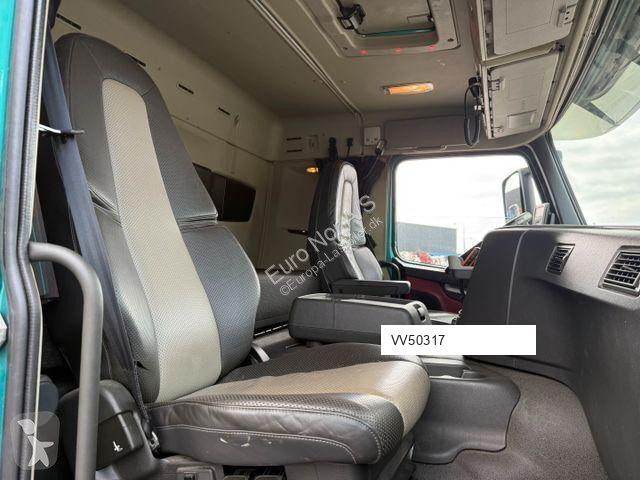 شاحنة Volvo FM330 6x2*4 Carrier Supra 1050 Nordic
