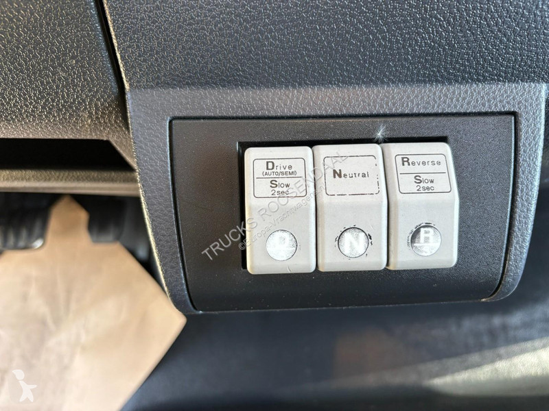 شاحنة Iveco EUROCARGO 90E18 + EURO 5 + LOW KM +...