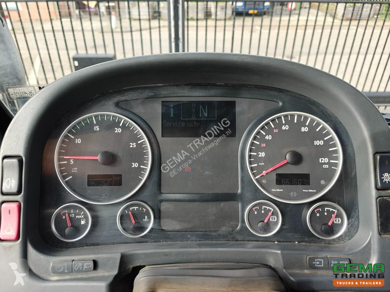 شاحنة MAN TGA 6x2 Sleeper Cab Euro3 - Enclosed...