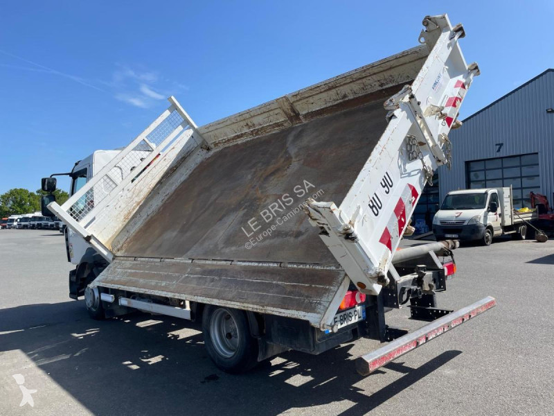 Camion Renault  D240