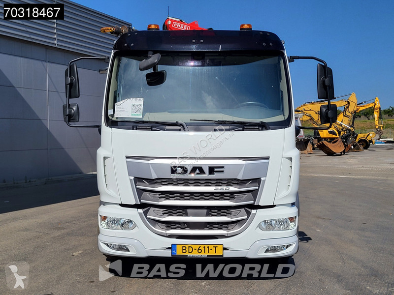 شاحنة DAF XB 260 4X2 SSI F110B.0.22 Active Kran...