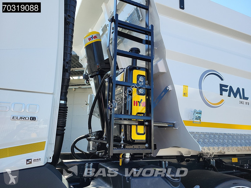 شاحنة Volvo 500 8X6 NEW! 20m3 Wielton...