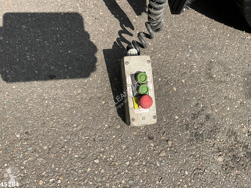 شاحنة Renault 210.15 Kolkenzuiger Just 182.847 km!