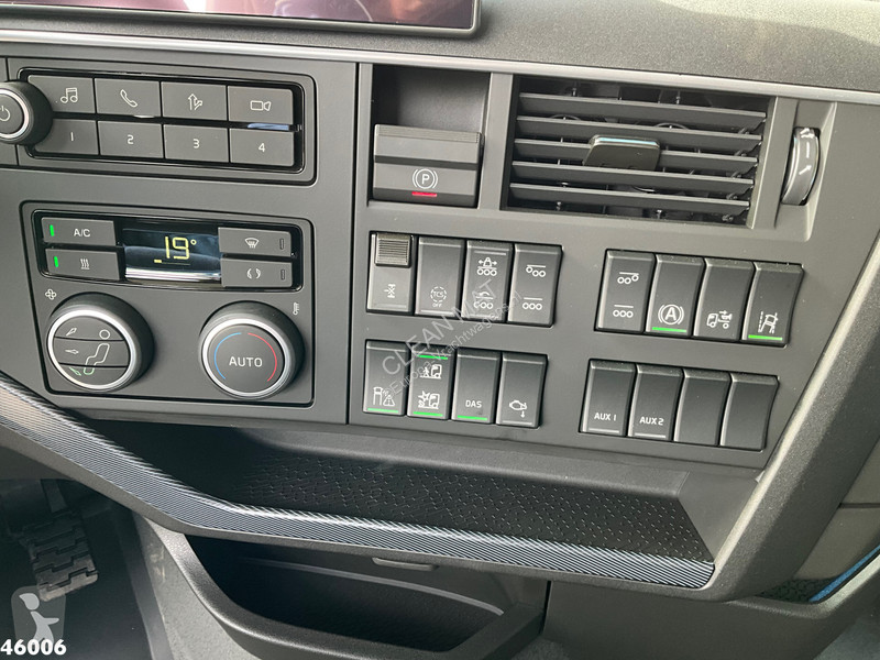 شاحنة Volvo 460 Euro 6 HMF 50 Tonmeter...