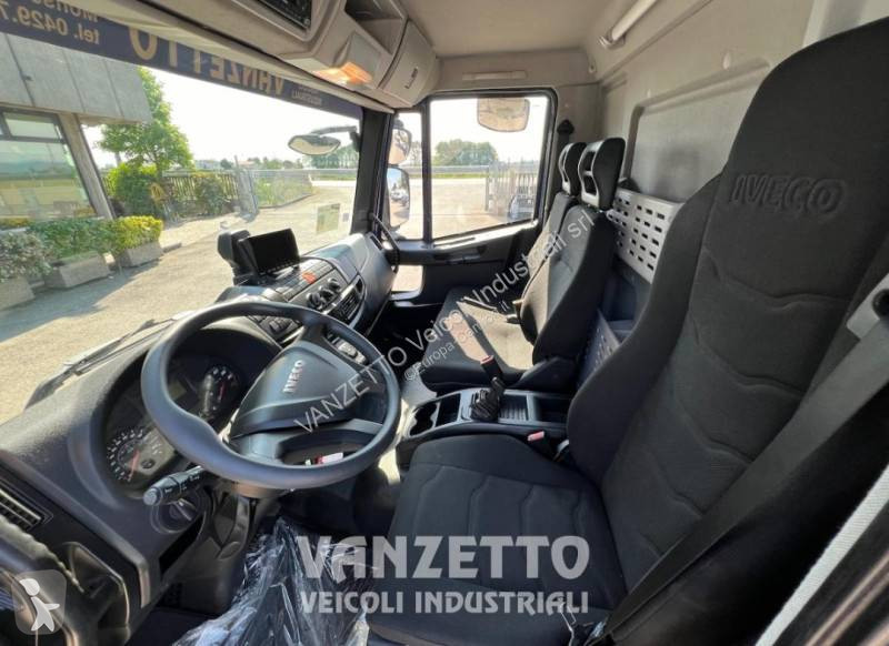شاحنة Iveco