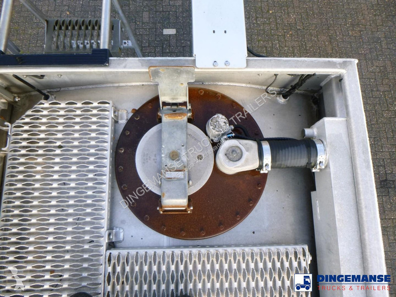 شاحنة Renault 270.18 4x2 fuel tank 13.3 m3 / 4...