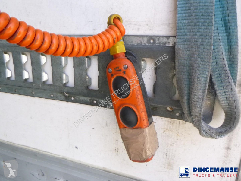 شاحنة DAF LF 250 FA 4x2 Thermoking T-R frigo