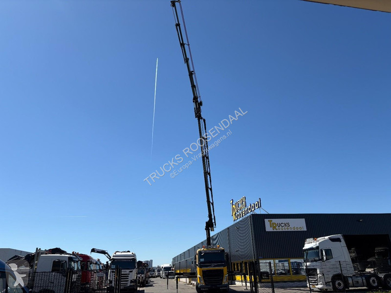 شاحنة Volvo 500 + HIAB 638 E-6 + JIB 6x + 8X4...