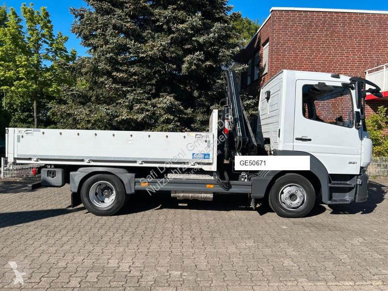 شاحنة Mercedes 066D