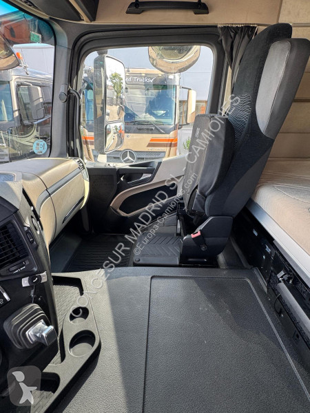 جرار Mercedes  2543 LS