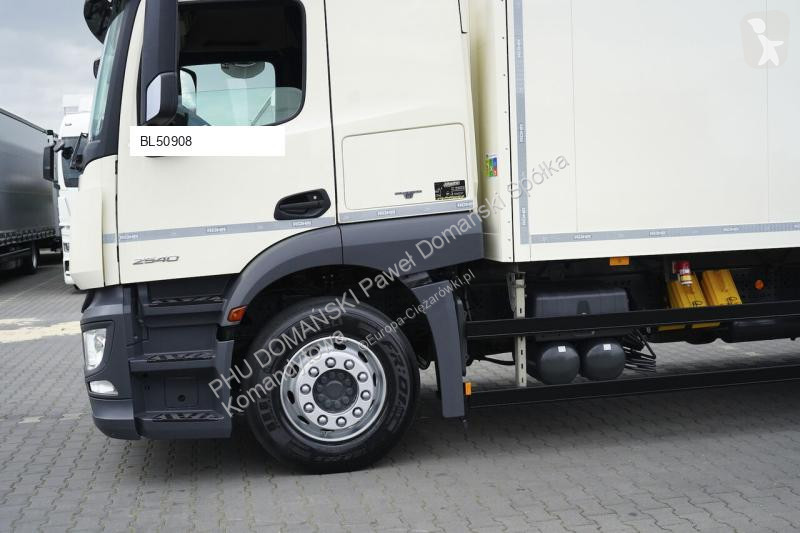 Камион Mercedes / TANDEM
