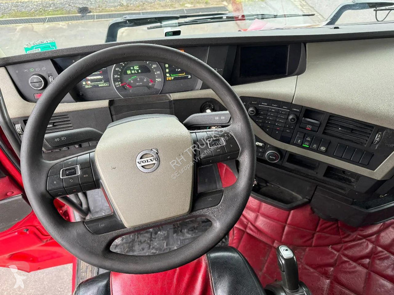 شاحنة Volvo 500 8X4 - EURO 6 + HIAB 622 EP-6...