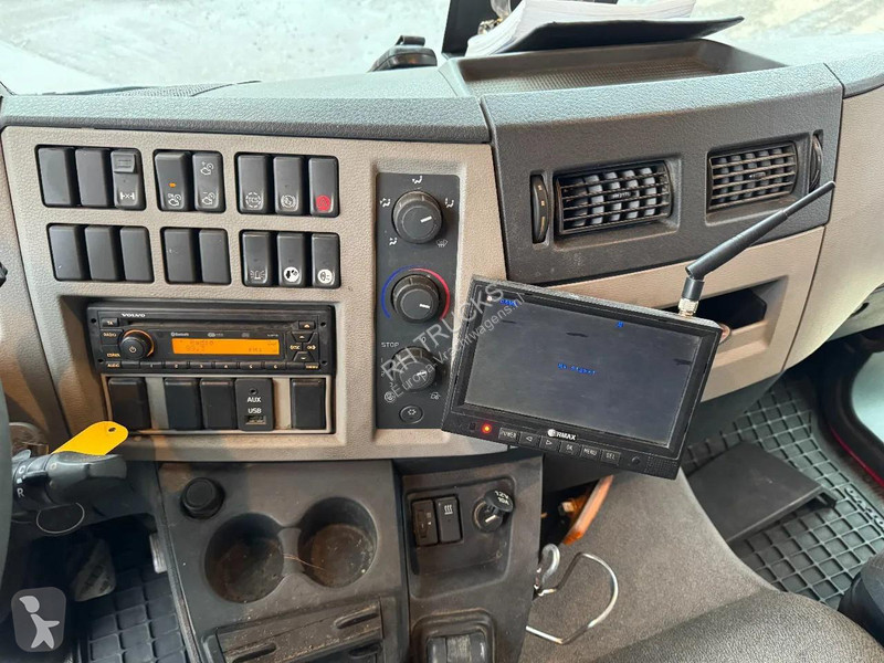 شاحنة Volvo FL 260 4X2 EURO 5 SIDE DOORS ZEPRO...