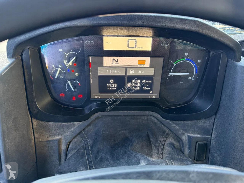 Betonárske zariadenie Renault C480 8X4 BELT +...
