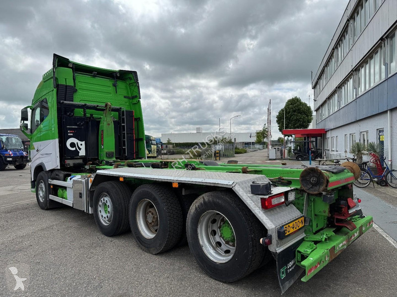 شاحنة Volvo 16550 8X2 EURO 6 + HIAB HOOKLIFT 20...