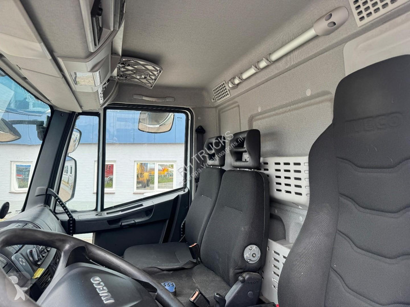 شاحنة Iveco EUROCARGO 120 4X2 EURO 6