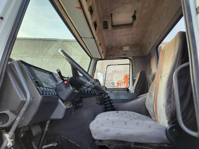 شاحنة Volvo
