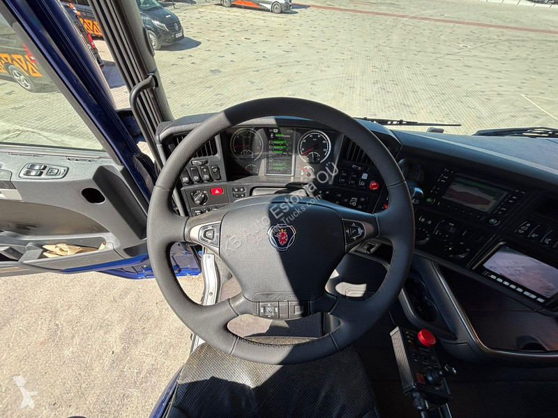 شاحنة Scania R 730 8x4 RETARDER / FU STEE / BOX...