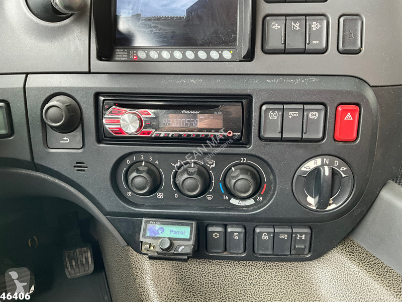 شاحنة DAF FAQ  400 8x2 Euro 6 HMF 26 Tonmeter...