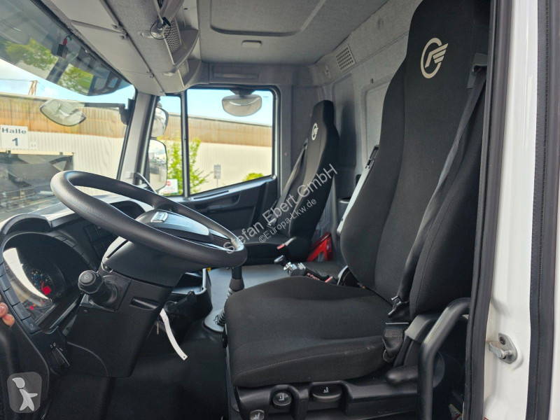 شاحنة Iveco Astra HD9 84.50-80 8x4 Muldenkipper...