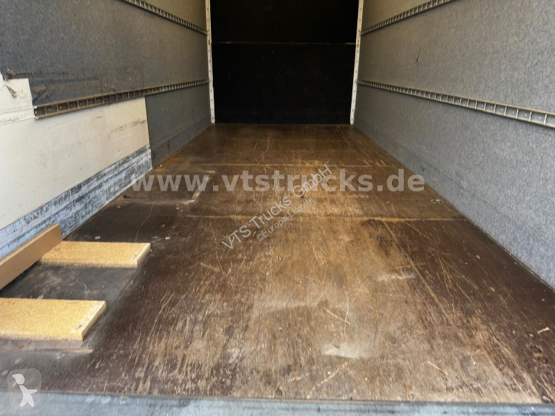 شاحنة Iveco 75E18 Koffer Junge Aufbau LBW