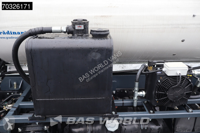 شاحنة Isuzu P 75 4X2 NEW! Gradinariu Watertank