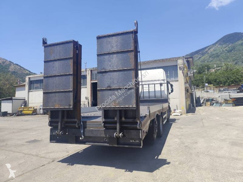 شاحنة Iveco