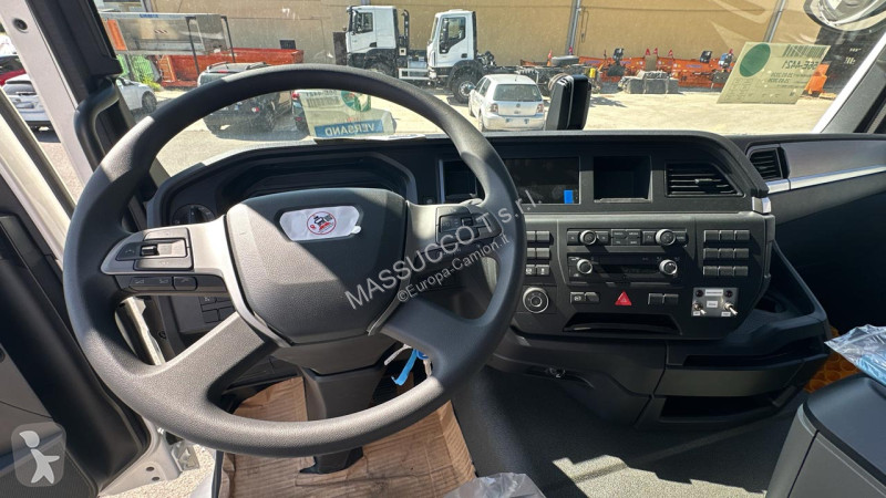 شاحنة MAN TGS 33.520 6X6