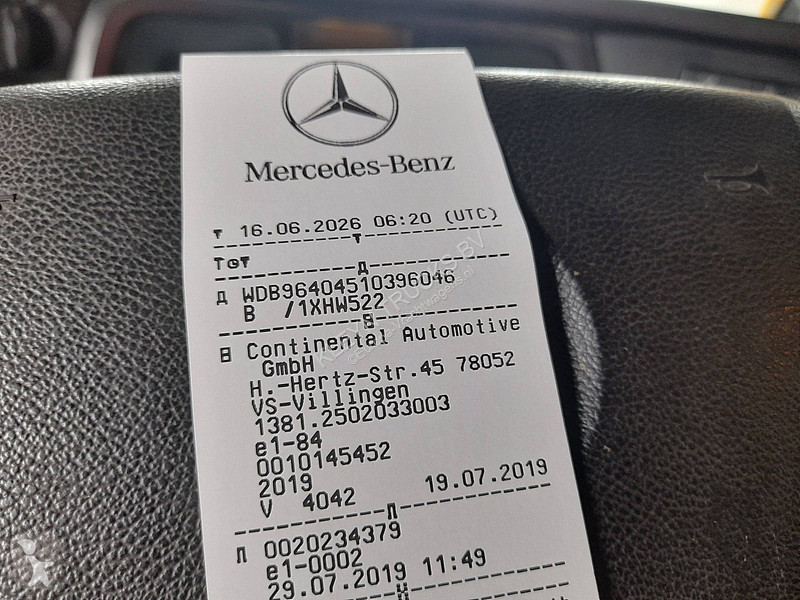 شاحنة Mercedes ARCOS 3243