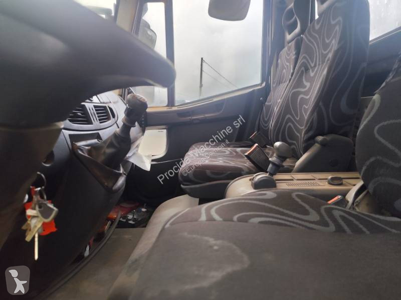 شاحنة Iveco