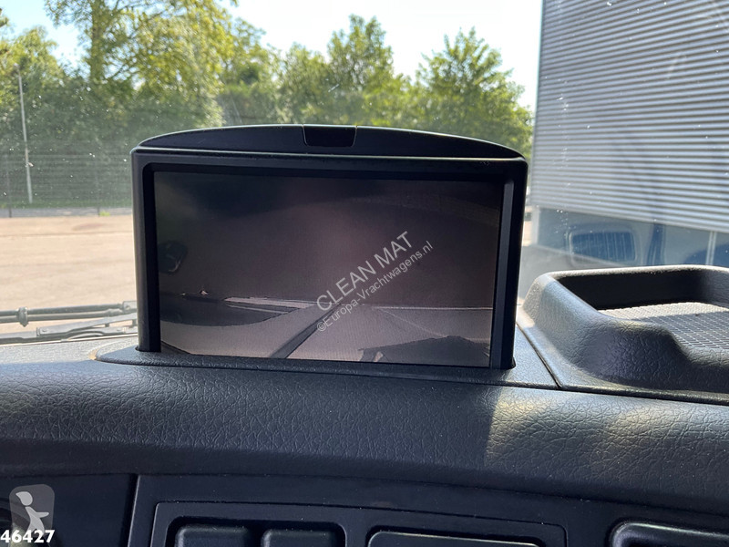 شاحنة Volvo 480 8x4 Hiab 28 Tonmeter laadkraan