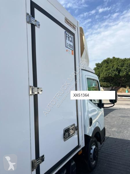 شاحنة Nissan NT400 FRC+IR