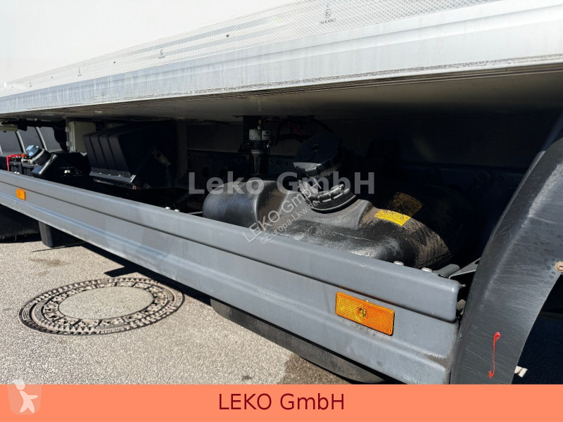 شاحنة Mercedes 1021 Mit Carrier Sp 1150Mt