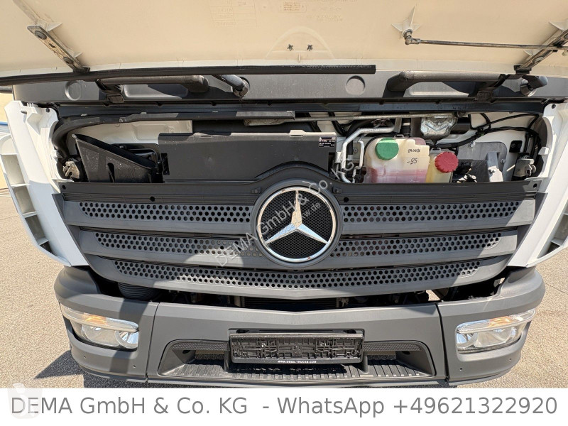 شاحنة Mercedes...