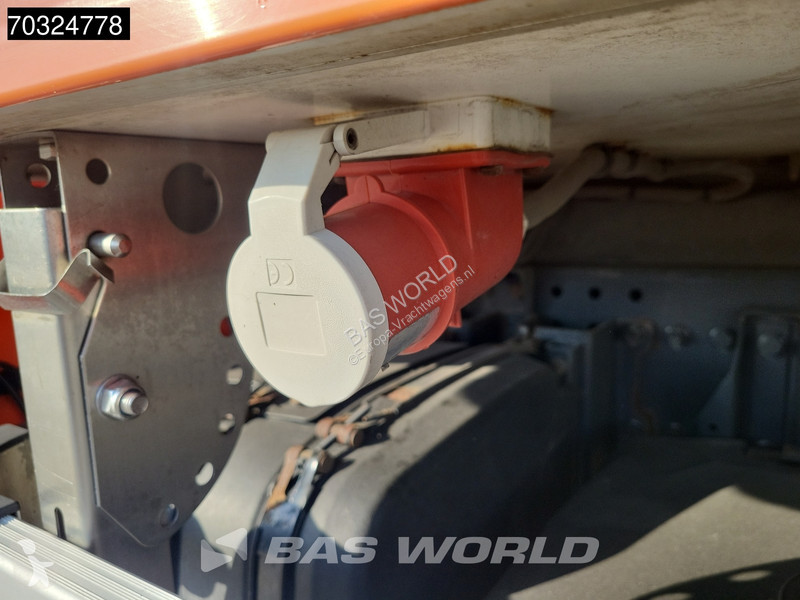 شاحنة DAF CF 330 4X2 20.5 tonner thermo-King...