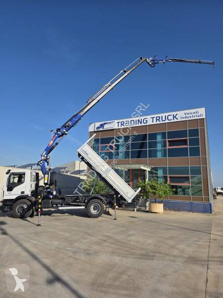 شاحنة Iveco 180E32